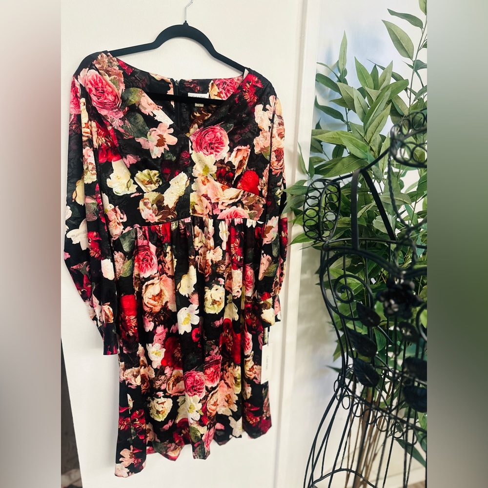 Calvin Klein Floral Dress - Black and Pink